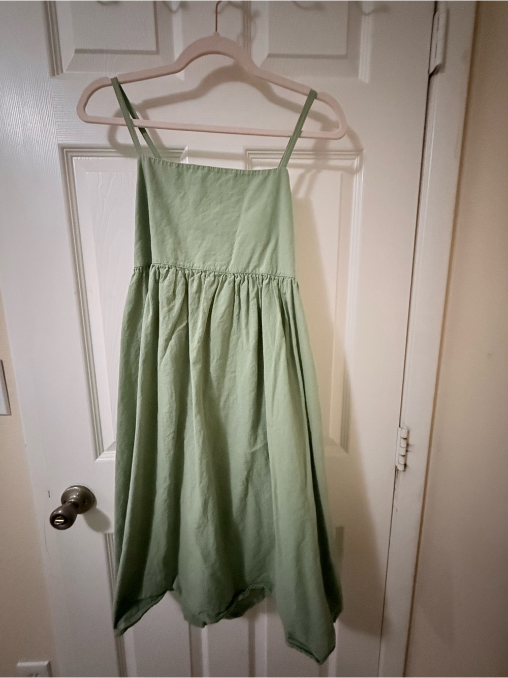 Backless Spaghetti Strap Dress in Light Green